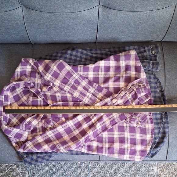 Vintage Lot Of 2 Flannel Womens Shirts - Purple and Blue - Picture 10 of 17